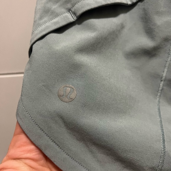 Lululemon Speed Up Shorts 4” Blue/Grey - Picture 3 of 5